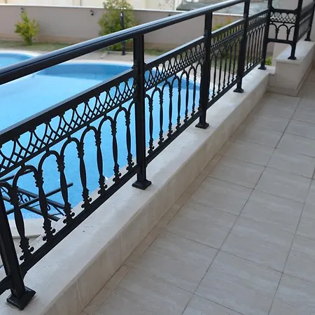 Bratanov Premier Appartement