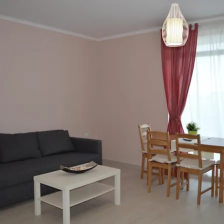 Bratanov Premier Slantchev Briag