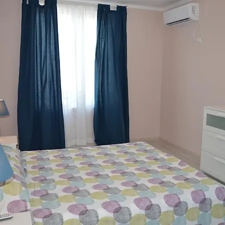 Bratanov Premier Appartement *